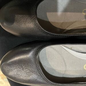 Cole Haan black leather flats Never Worn